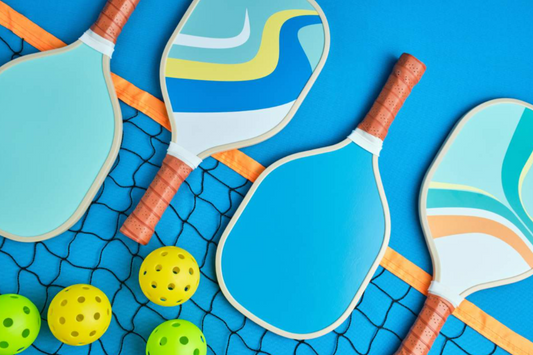 How to Choose the Right Pickleball Paddle: What’s the Difference Between Cheap and Expensive Paddles?